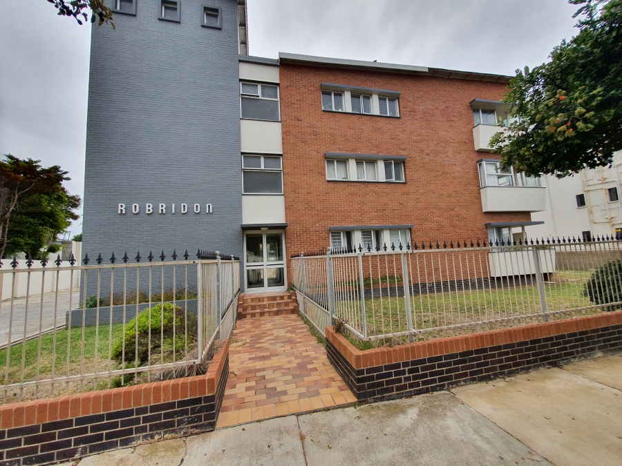 4 Bedroom Property for Sale in Summerstrand Eastern Cape